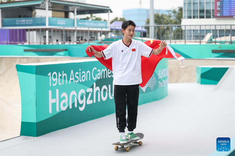 China S Chen Ye Wins Gold Of Men S Park Final Of Skateboarding At